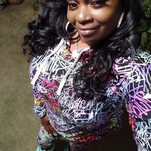 Meet your Posher, Tonya